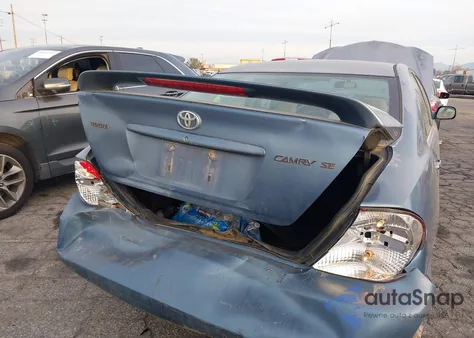 2004 Toyota Camry Se z USA, uszkodzony, nr VIN 4T1BE32K84U916767